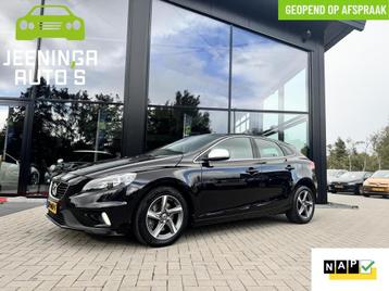 Volvo V40 2.0 T2 R-Design|Clima|Cruise|PDC|Lederen Bekleding beschikbaar voor biedingen