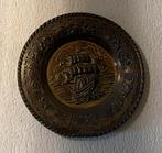 Bord met schip van koper, Antiek en Kunst, Ophalen