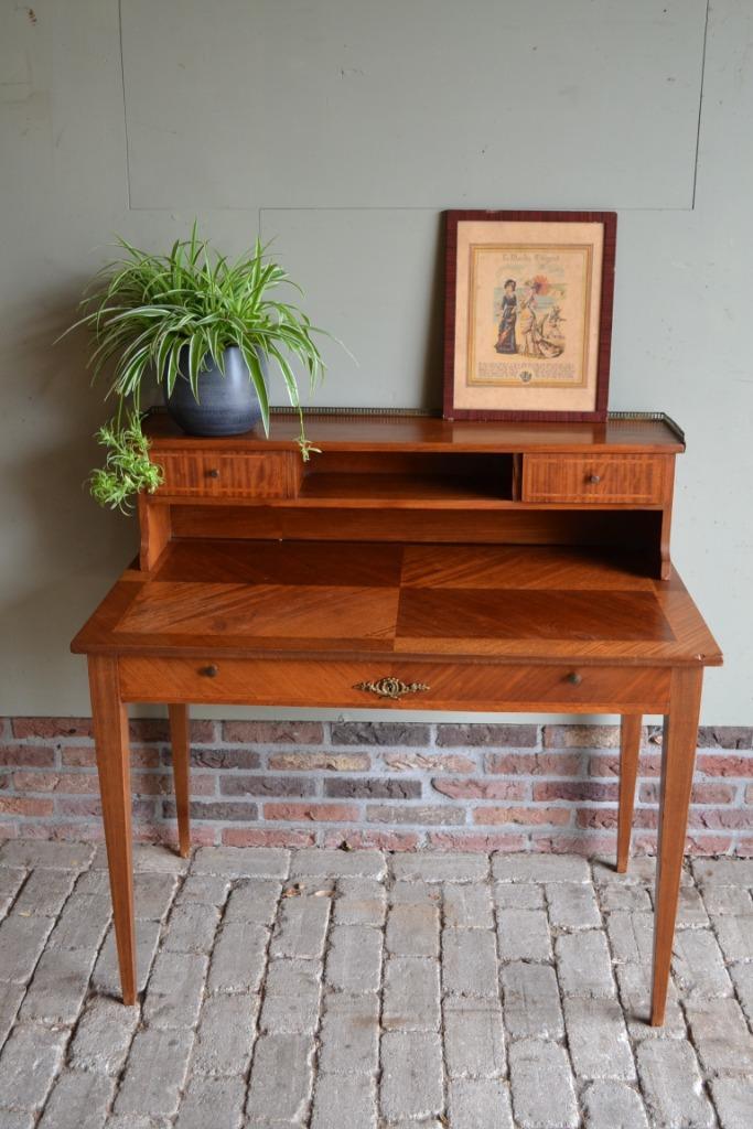 Prachtige antieke noten houten schrijftafel, bureau, buro, Antiek en Kunst, Antiek | Meubels | Tafels, Verzenden