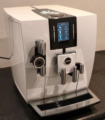 Jura J6, wit, white, one touch cappuccino  beschikbaar voor biedingen