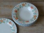 Servies, Engels, Johson Brothers STRAWBERRY GARDEN, z.g.a.n., Ophalen of Verzenden