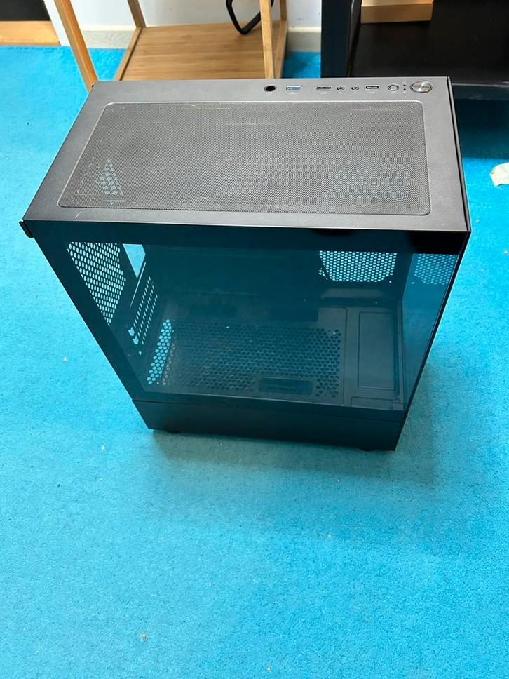 Pc case met glas + 3 rgb fans, Computers en Software, Serverkasten, Nieuw, Geperforeerd, Geperforeerd, Ophalen of Verzenden