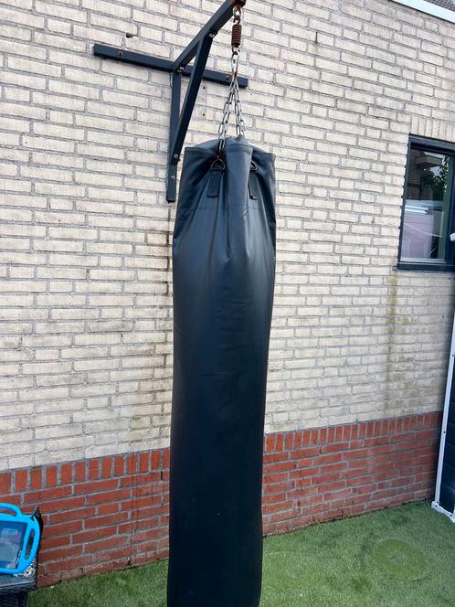 Bokszak met muurbeugel, Sport en Fitness, Boksen, Gebruikt, Bokszak, Ophalen