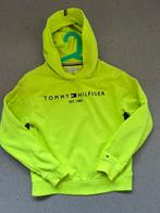 Tommy Hilfiger hoodie in maat 152 fluor geel, Kinderen en Baby's, Kinderkleding | Maat 152, Tommy Hilfiger, Trui of Vest, Jongen of Meisje