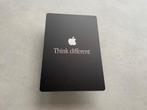 Reclamebord Apple logo Think Different, 30x21cm aluminium, Ophalen of Verzenden, Nieuw, Reclamebord