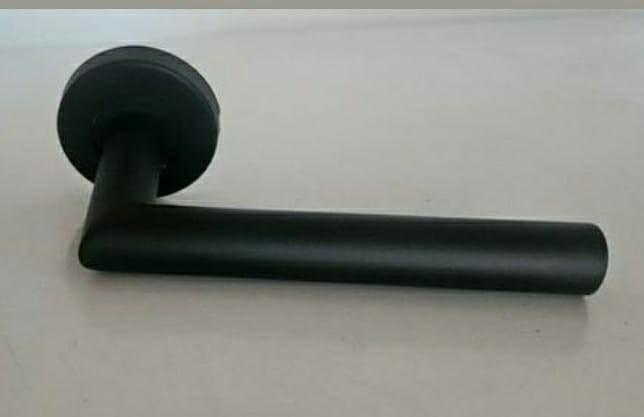 Deurkruk zwart NIEUW 40 stuks, Doe-het-zelf en Verbouw, Hang- en Sluitwerk, Nieuw, Klink of Kruk, Rvs, Ophalen of Verzenden