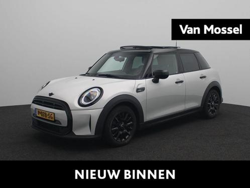 Mini Mini 1.5 Cooper Business Edition | Automaat | Navigatie, Auto's, Mini, Bedrijf, Te koop, Cooper, ABS, Airbags, Airconditioning