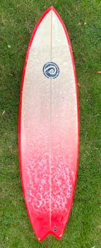5’9” x 19,5” x 2 1/2” swallow tail surfboard, Watersport en Boten, Golfsurfen, Ophalen, Gebruikt, Fish