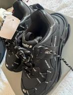 Balenciaga triple S, Kleding | Dames, Schoenen, Balenciaga, Zwart, Nieuw, Ophalen of Verzenden