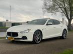 Maserati Ghibli 3.0 V6 D | Xenon | Leder | Navi, Auto's, Maserati, Te koop, Geïmporteerd, 5 stoelen, 205 €/maand