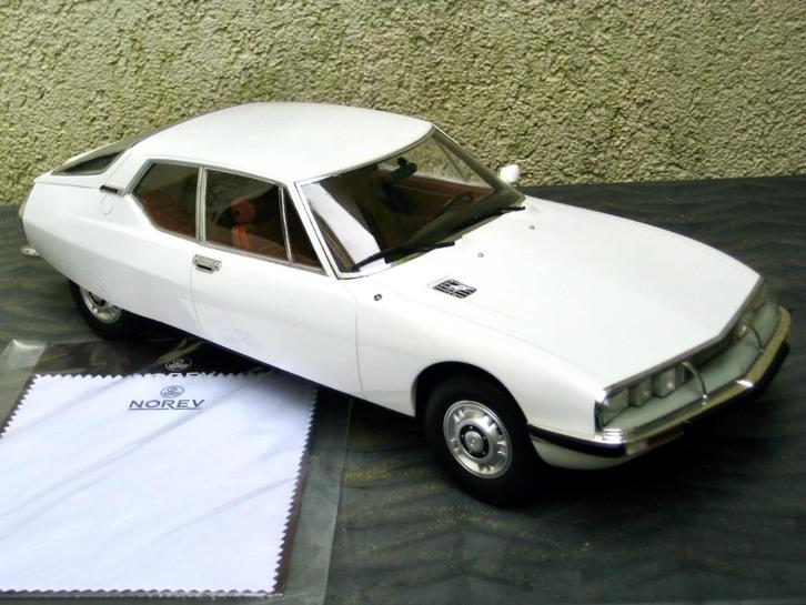 Citroen SM wit salon van Genève 1970 Norev 1:12, Hobby en Vrije tijd, Modelauto's | 1:5 tot 1:12, Nieuw, Auto, 1:9 t/m 1:12, Ophalen of Verzenden