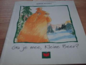 Ga je mee, kleine beer? - Martin waddell   beschikbaar voor biedingen