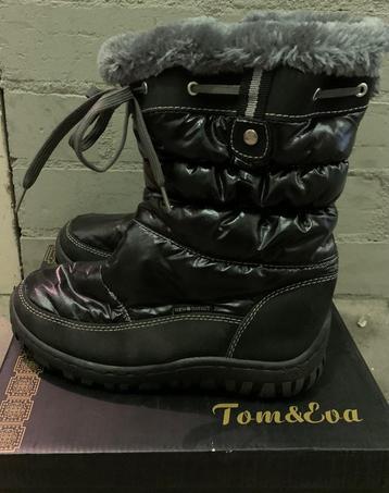 Snowboots meisjes/dames maat 36 zwart beschikbaar voor biedingen