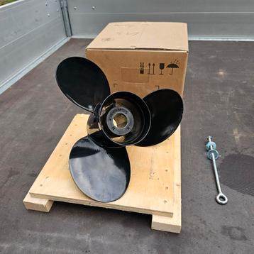 Mercruiser propeller Schroef 15,0x17 (zeer nette conditie) beschikbaar voor biedingen