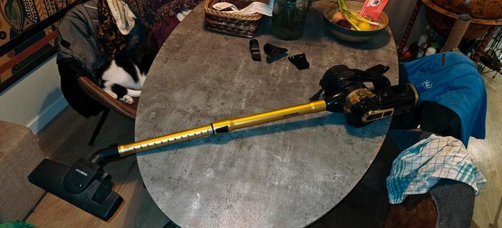 Hyundai bagless stofzuiger, Witgoed en Apparatuur, Stofzuigers, Gebruikt, Ophalen
