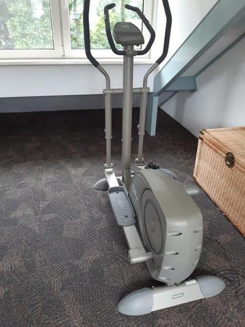 crosstrainer beschikbaar voor biedingen
