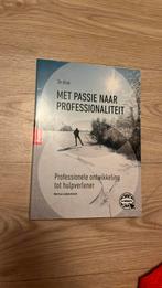 Bertus Leijenhorst - Met passie naar professionaliteit, Ophalen of Verzenden, Zo goed als nieuw, Bertus Leijenhorst, Nederlands