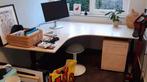 Kamerbreed hoekbureau, hoogte verstelbaar, lichte kleur, Huis en Inrichting, Bureaus, Ophalen, In hoogte verstelbaar, Gebruikt