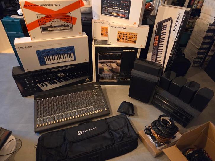 Drumcomputer Synthesizer Behringer Mackie, Muziek en Instrumenten, Overige Muziek en Instrumenten, Zo goed als nieuw, Ophalen