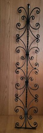 Mooi massief gietijzeren voordeur rooster. Geeft een klassie, Doe-het-zelf en Verbouw, Deuren en Horren, Ophalen, Minder dan 80 cm