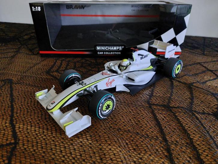 2009 Brawn GP BPG 001 #22 Jenson Button MiniChamps 1:18 OVP, Hobby en Vrije tijd, Modelauto's | 1:18, Zo goed als nieuw, Auto