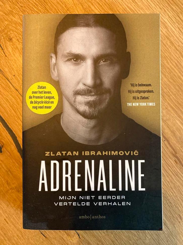 Zlatan Ibrahimovic - Adrenaline, Boeken, Biografieën, Zo goed als nieuw, Sport, Ophalen of Verzenden