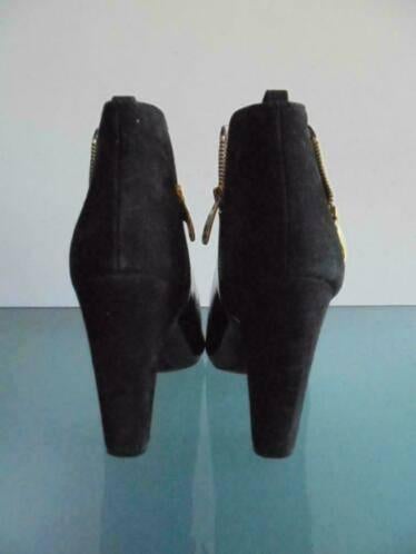 Zara 40 | Stoere zwarte laarzen | Gratis verzenden, Verzenden, Lage of Enkellaarzen, Nieuw, Zara