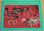 Fonkelend feest met sieraden - 52606/a/b, Boeken, Hobby en Vrije tijd, Ophalen of Verzenden, Zo goed als nieuw, Sieraden maken