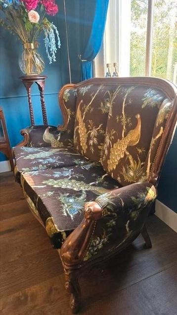 Prachtige Pauwen barok bank  beschikbaar voor biedingen