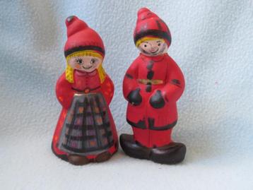 Vintage keramiek Zweedse kerstbeeldjes Tomtefar och Tomtemor beschikbaar voor biedingen
