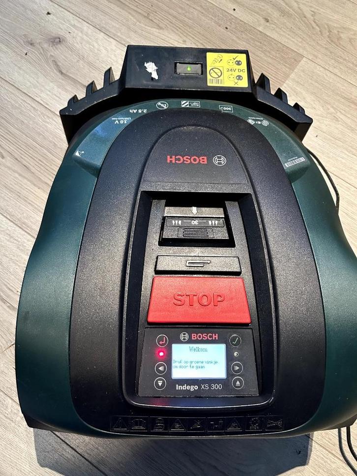 Bosch Indego XS 300 Robotmaaier Goede staat, Tuin en Terras, Robotmaaiers, Gebruikt, Minder dan 20 cm, Ophalen of Verzenden