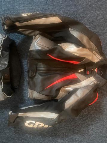 Mooie motor pak maat 40 beschikbaar voor biedingen