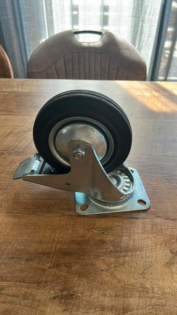 4x Kelfort Zwenkwiel + Rem Zwart 160mm 135X110mm  beschikbaar voor biedingen