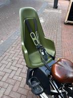 Bobike Maxi One achterzitje Olive Green incl montagebeugel, Fietsen en Brommers, Fietsaccessoires | Fietsstoeltjes, Ophalen, Achterzitje