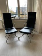 DESIGN! 2 zwarte leren fauteuils & voetenbankjes van ARCO, Huis en Inrichting, Fauteuils, Ophalen, 75 tot 100 cm, Zo goed als nieuw