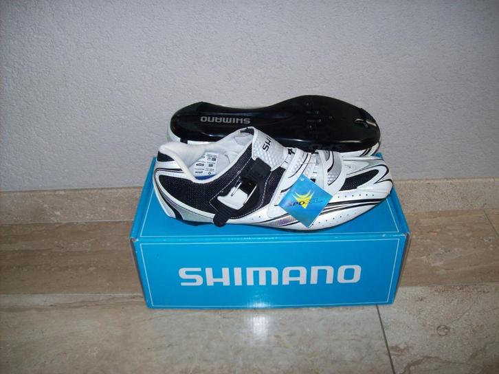 Nieuwe Shimano SH-R087W race schoenen maat 45, Sport en Fitness, Wielrennen, Nieuw, Schoenen, Verzenden