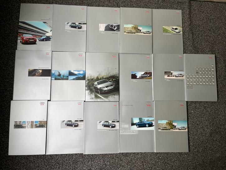 Originele Audi info boekjes uit 2004!, Huis en Inrichting, Woonaccessoires | Memoborden, Zo goed als nieuw, Ophalen of Verzenden