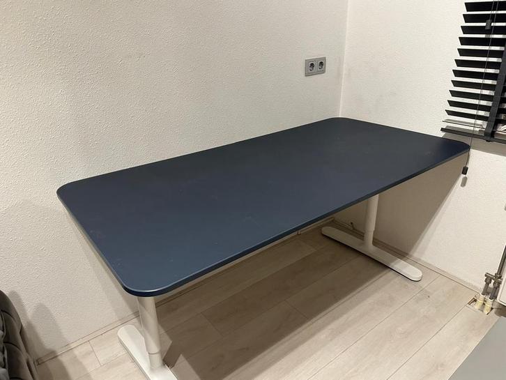 Ikea Bureau Blauw/Wit, Huis en Inrichting, Bureaus, Gebruikt, Ophalen