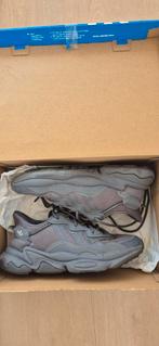 Adidas Ozweego Sneakers - Maat 36 2/3, Adidas, Ophalen of Verzenden, Grijs, Sneakers of Gympen