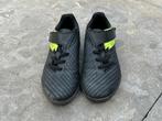 Voetbalschoenen maat 32, Maat XS of kleiner, Ophalen of Verzenden, Zo goed als nieuw, Schoenen