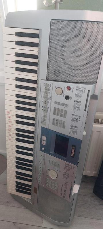 Yamaha Keyboard - Zonder Adapter beschikbaar voor biedingen