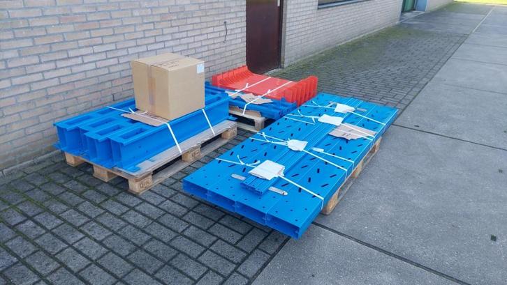 Voordeelpakket Draagarmstelling 3.9 mtr. x 2.2 mtr. x 80 Cm, Zakelijke goederen, Kantoor en Winkelinrichting | Magazijn, Stelling en Opslag
