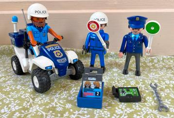 Politie police quad agenten beschikbaar voor biedingen