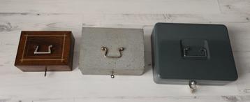 3 x geldkistje beschikbaar voor biedingen