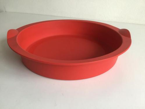 Tupperware siliconen bakvorm taartvorm rond 25 cm, Hobby en Vrije tijd, Taarten en Cupcakes maken, Zo goed als nieuw, Bakvorm