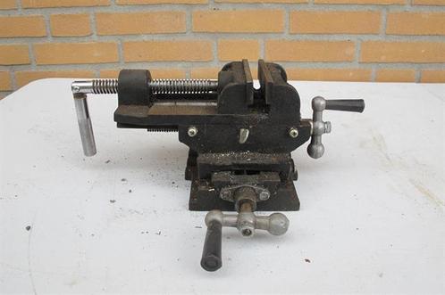 kruistafel, Doe-het-zelf en Verbouw, Overige Doe-het-zelf en Verbouw, Gebruikt, Ophalen