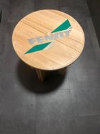 Houten krukje met Fendt logo, Gebruikt, Overige kleuren, Ophalen of Verzenden, Eén
