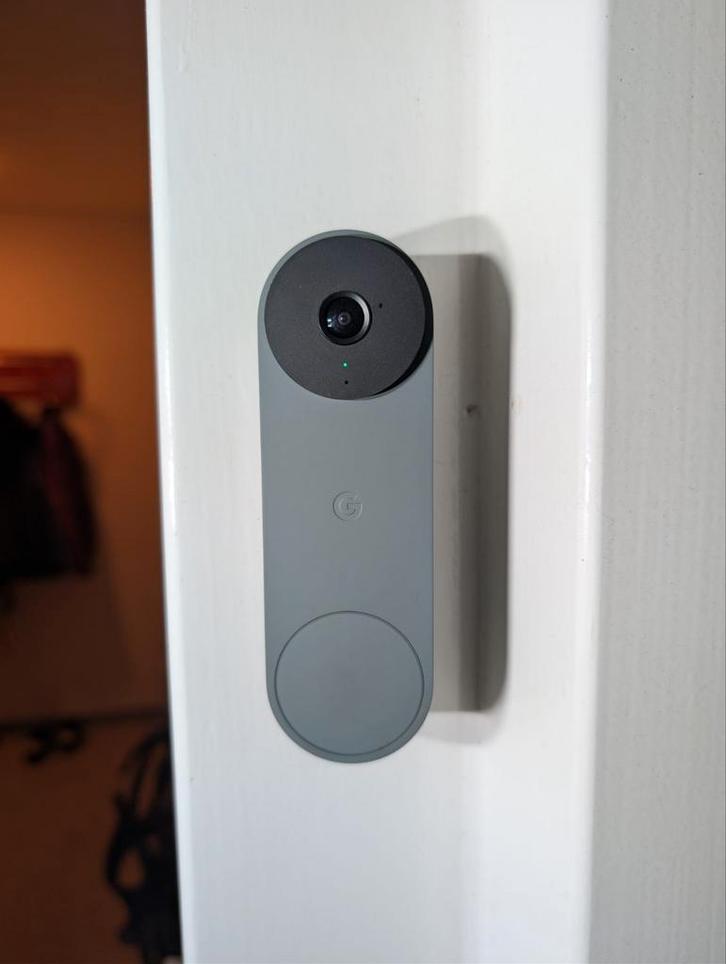 Google Nest Doorbell (Bedraad, 2e generatie) – Ivy 2022, Huis en Inrichting, Deurbellen, Zo goed als nieuw, Bedraad, Ingebouwde camera