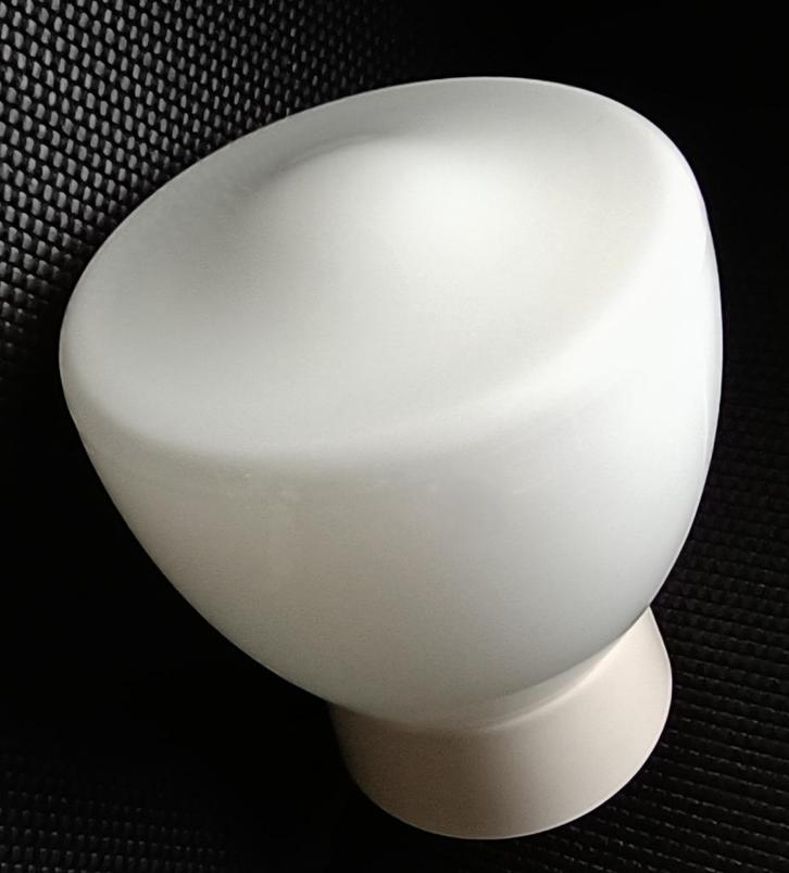 plafondlamp- Thabur stijl -Art Deco ,Bauhaus -0paline /Niko, Huis en Inrichting, Lampen | Plafondlampen, Zo goed als nieuw, Glas