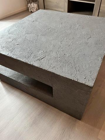 Salontafel grijs cementlook 80x80x38 MOET WEG